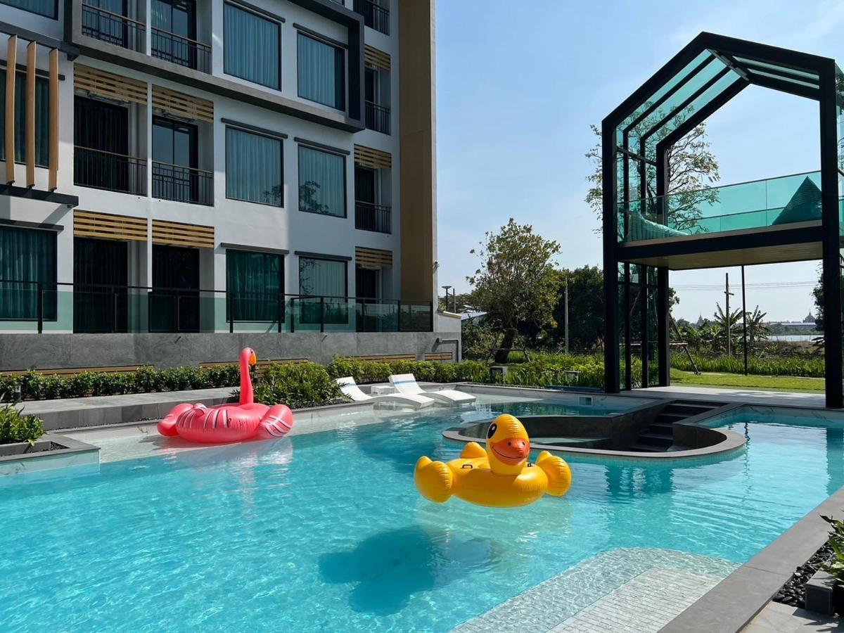 Crystal Srivaree Suvarnabhumi Hotel Ban Khlong Bang Krathiam 外观 照片