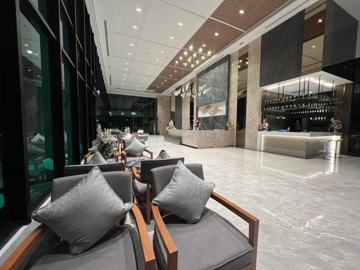 Crystal Srivaree Suvarnabhumi Hotel Ban Khlong Bang Krathiam 外观 照片
