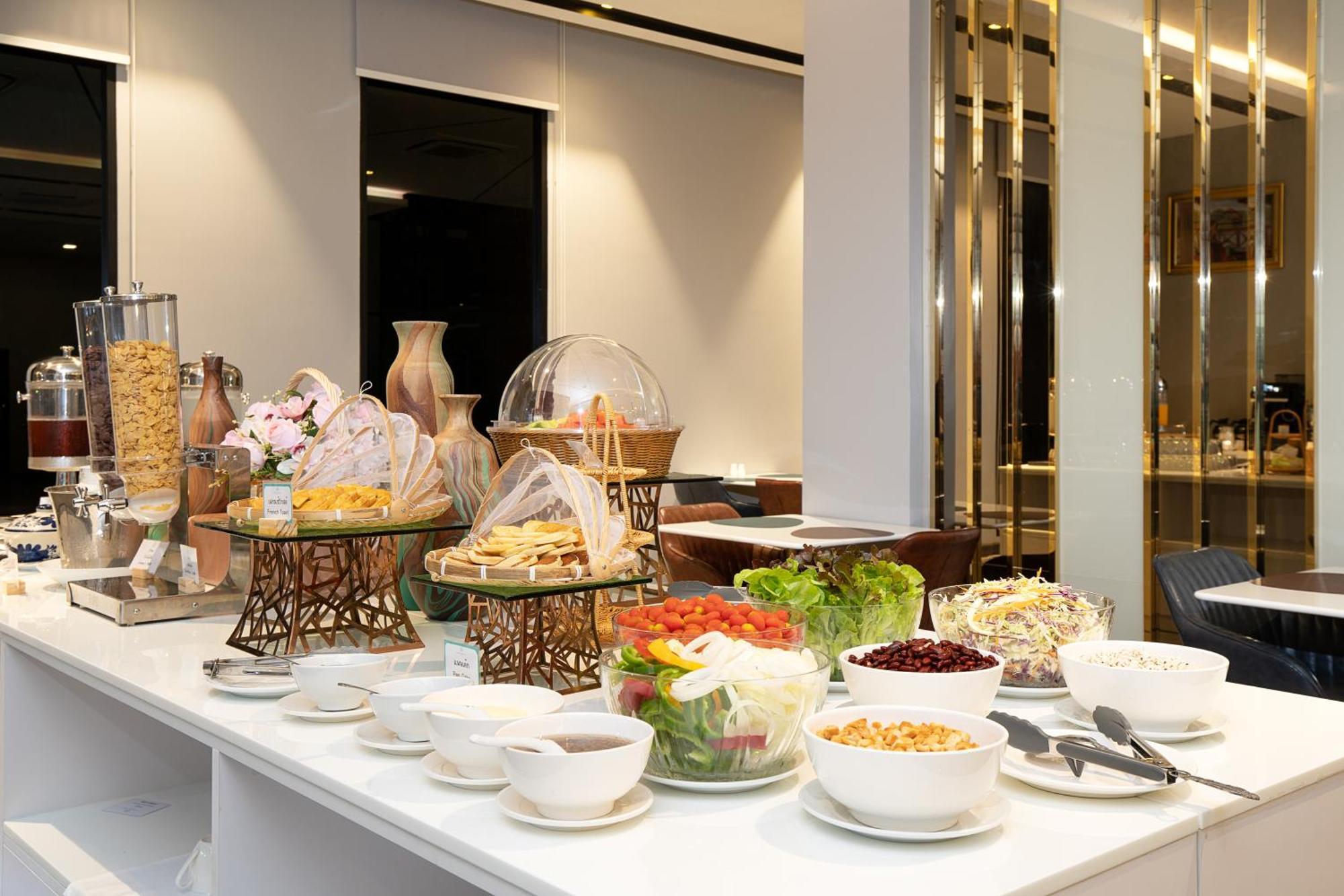 Crystal Srivaree Suvarnabhumi Hotel Ban Khlong Bang Krathiam 外观 照片