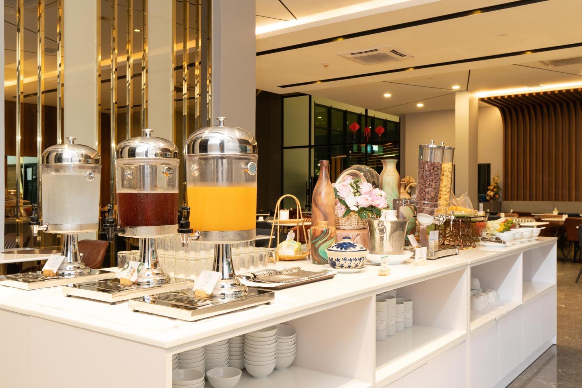 Crystal Srivaree Suvarnabhumi Hotel Ban Khlong Bang Krathiam 外观 照片