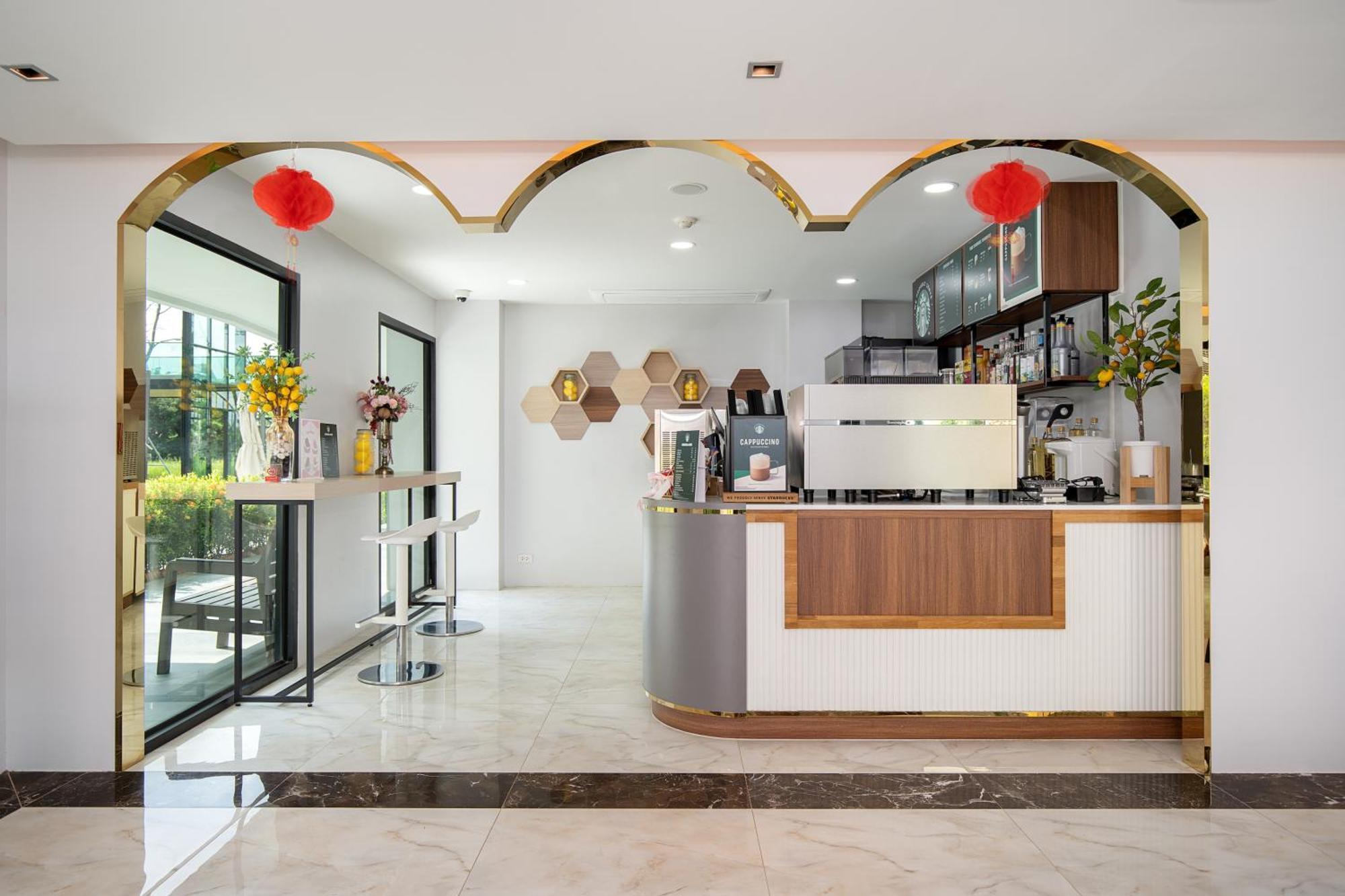 Crystal Srivaree Suvarnabhumi Hotel Ban Khlong Bang Krathiam 外观 照片